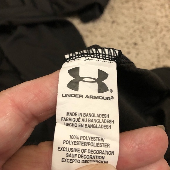 Black Under Armour tshirt men’s size small NWOT - Picture 5 of 6